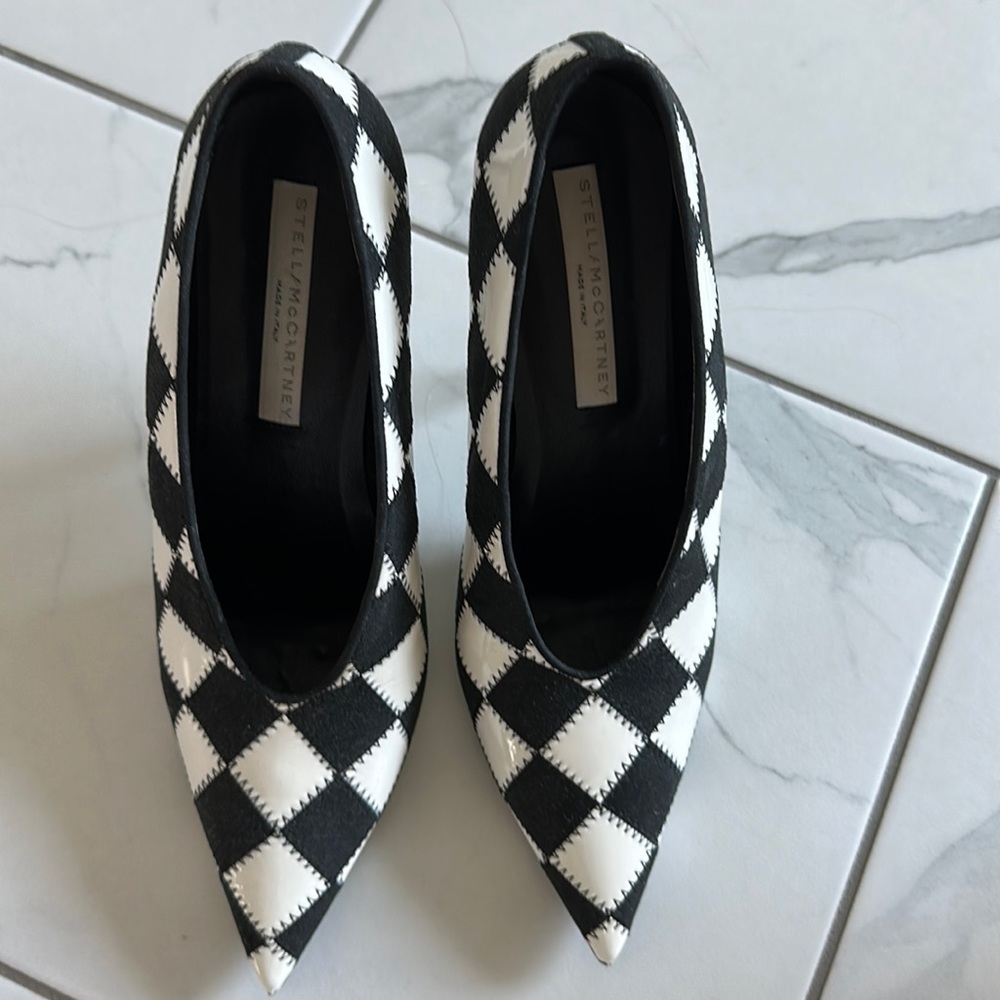 Stella McCartney checkered pumps . High heels, great condition.